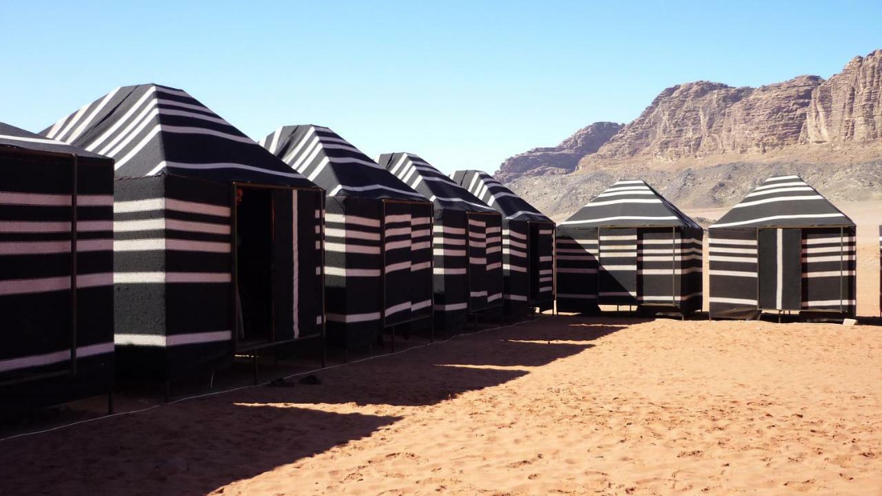 Wadi Rum Bedouin Camp And Desert Tours Экстерьер фото